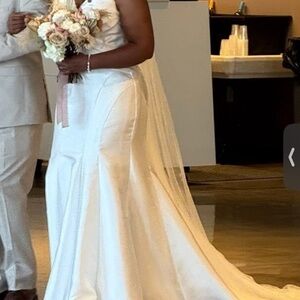 Elegant White Wedding Dress